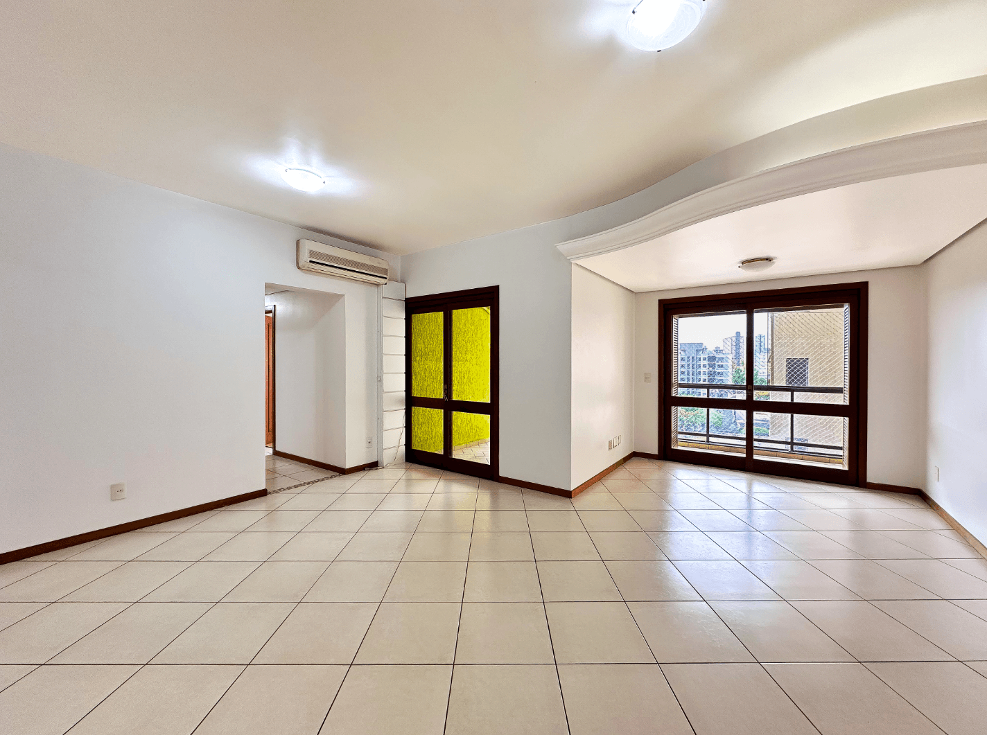 Apartamento com 03 dormitórios à venda no bairro Pátria Nova em Novo Hamburgo