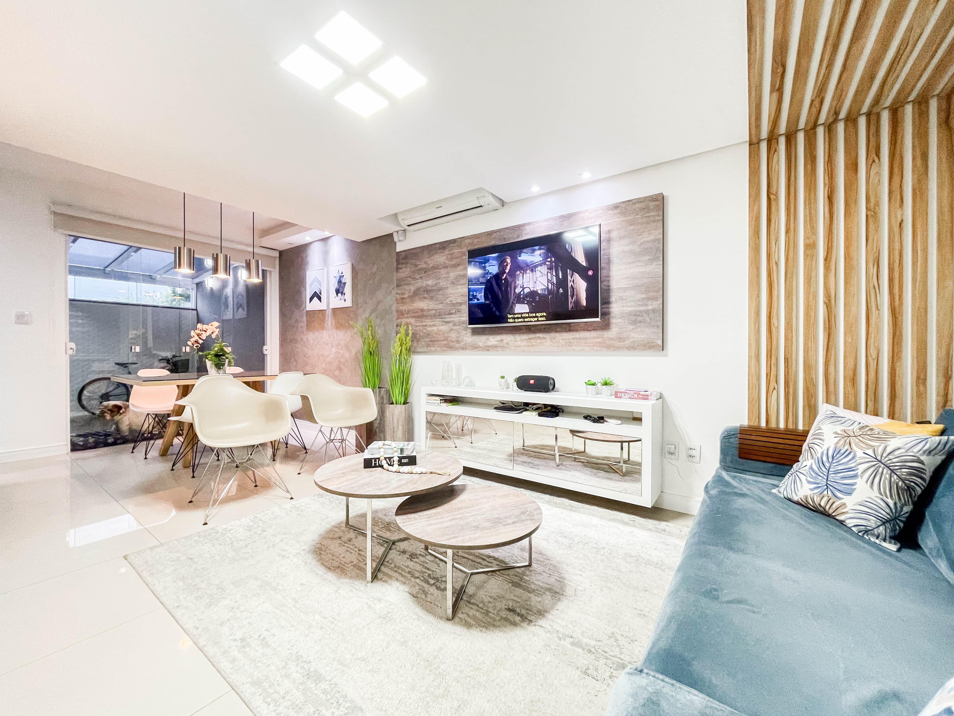 Casa em condomínio com 03 dormitórios, à venda em Novo Hamburgo
