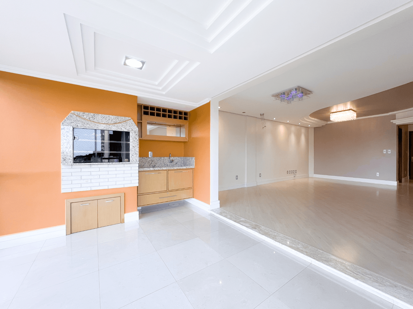 Foto do imóvel APARTAMENTO SEMIMOBILIADO COM 03 DORMITÓRIOS À VENDA NO BAIRRO VILA NOVA EM NOVO HAMBURGO