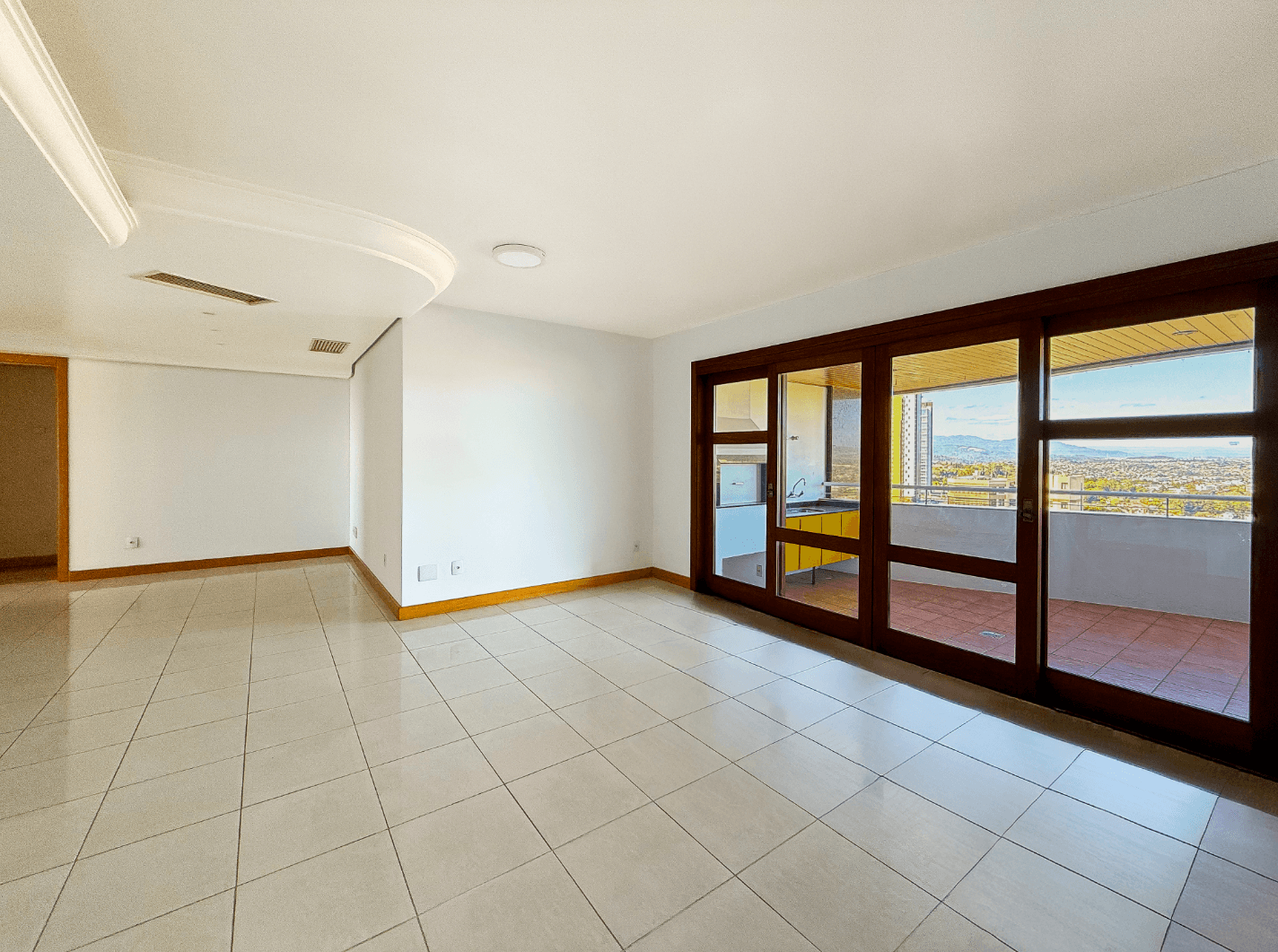 Foto do imóvel AMPLO APARTAMENTO com 03 SUÍTES à venda no Centro de Novo Hamburgo