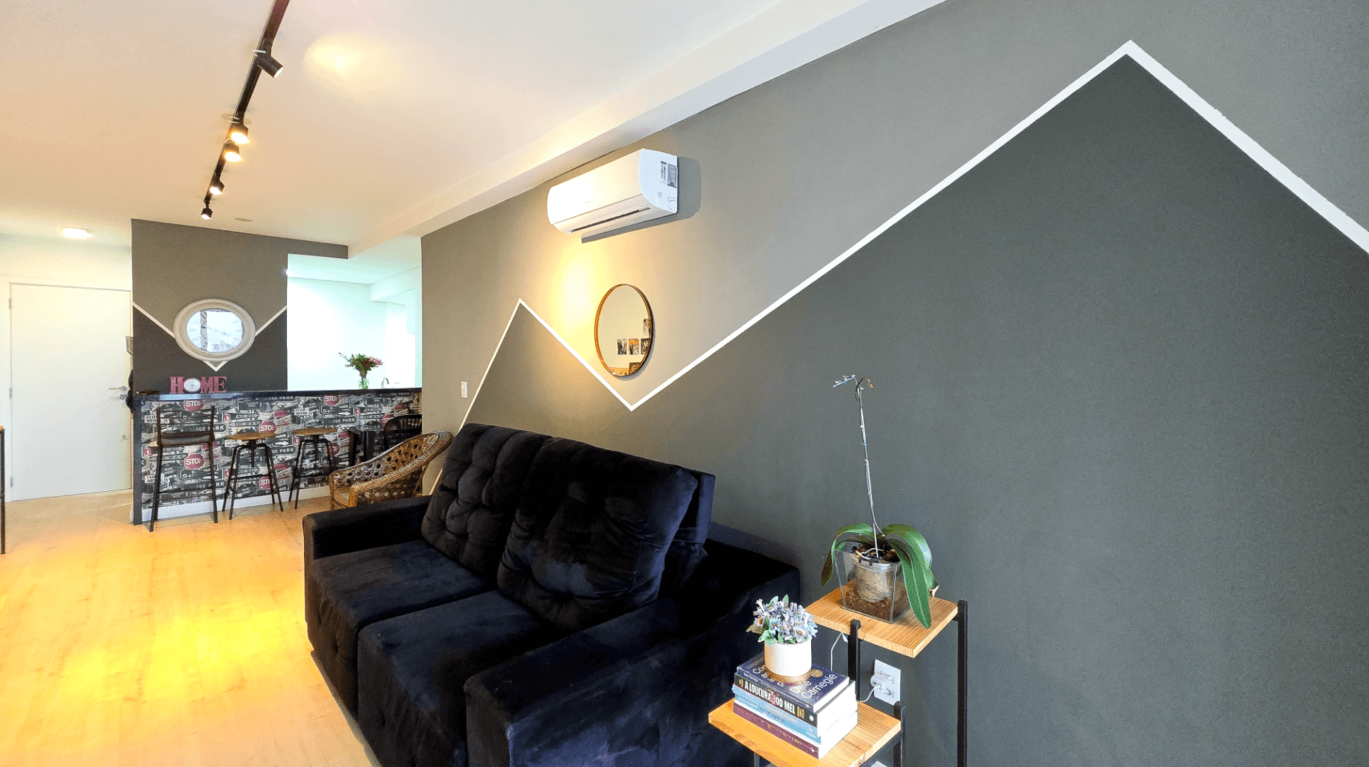 Foto do imóvel Apartamento SEMIMOBILIADO com 03 DORMITÓRIOS sendo 01 SUÍTE à venda no Centro de Novo Hamburgo