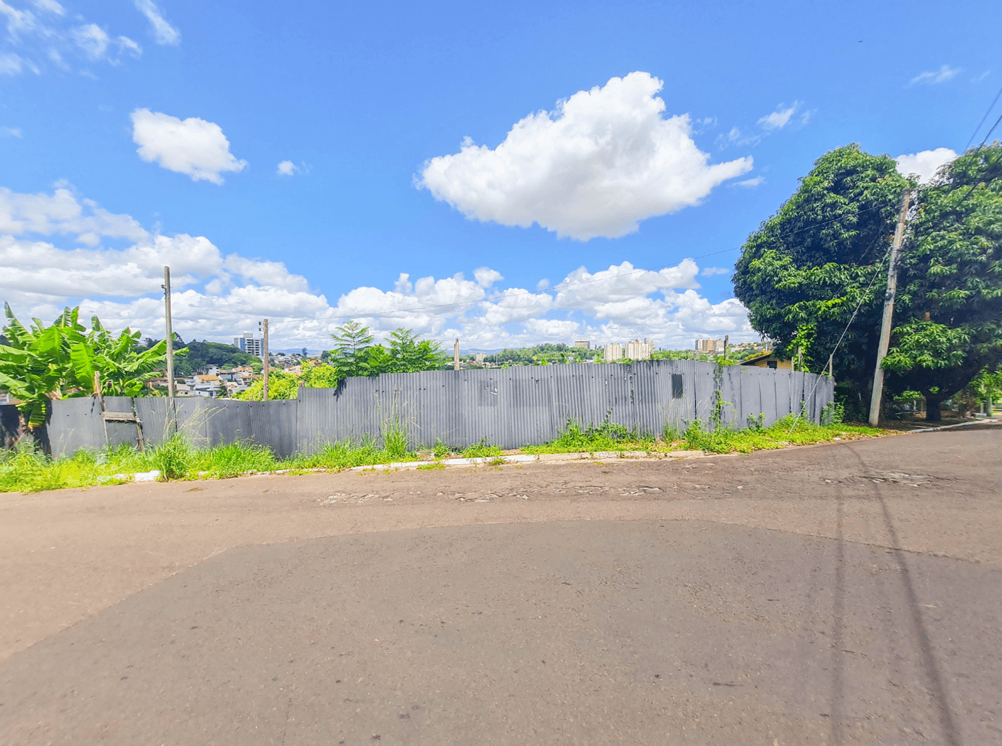 Foto do imóvel Terreno com 724m² à venda no bairro Jardim Mauá em Novo Hamburgo