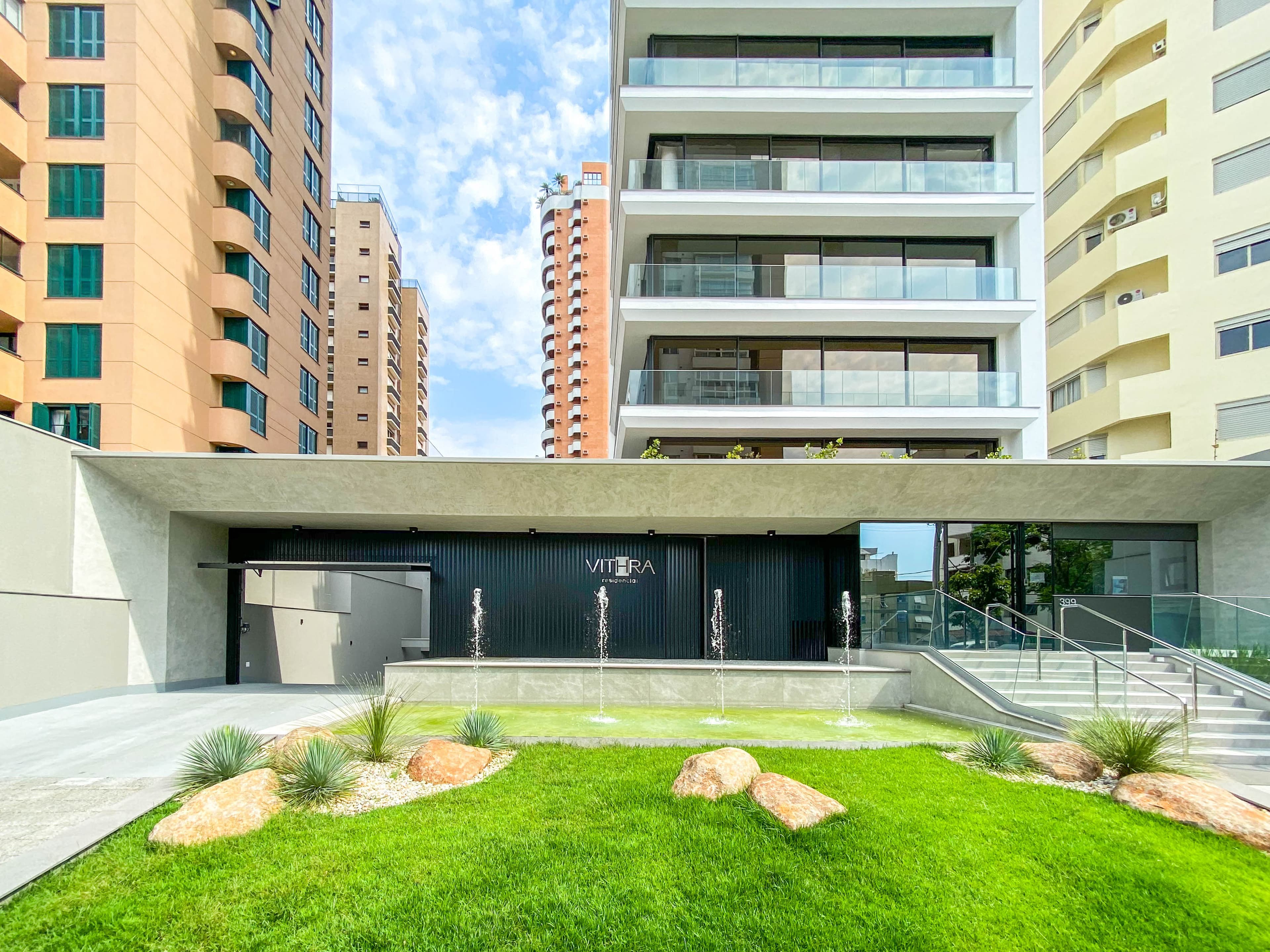 Apartamento NOVO no Vithra com 03 suítes à venda em Novo Hamburgo