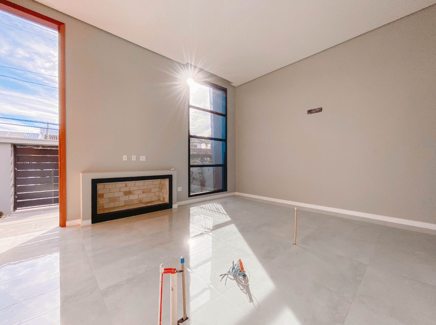 Foto do imóvel Casa PLANA com 03 dormitórios à venda no Guarani em Novo Hamburgo.