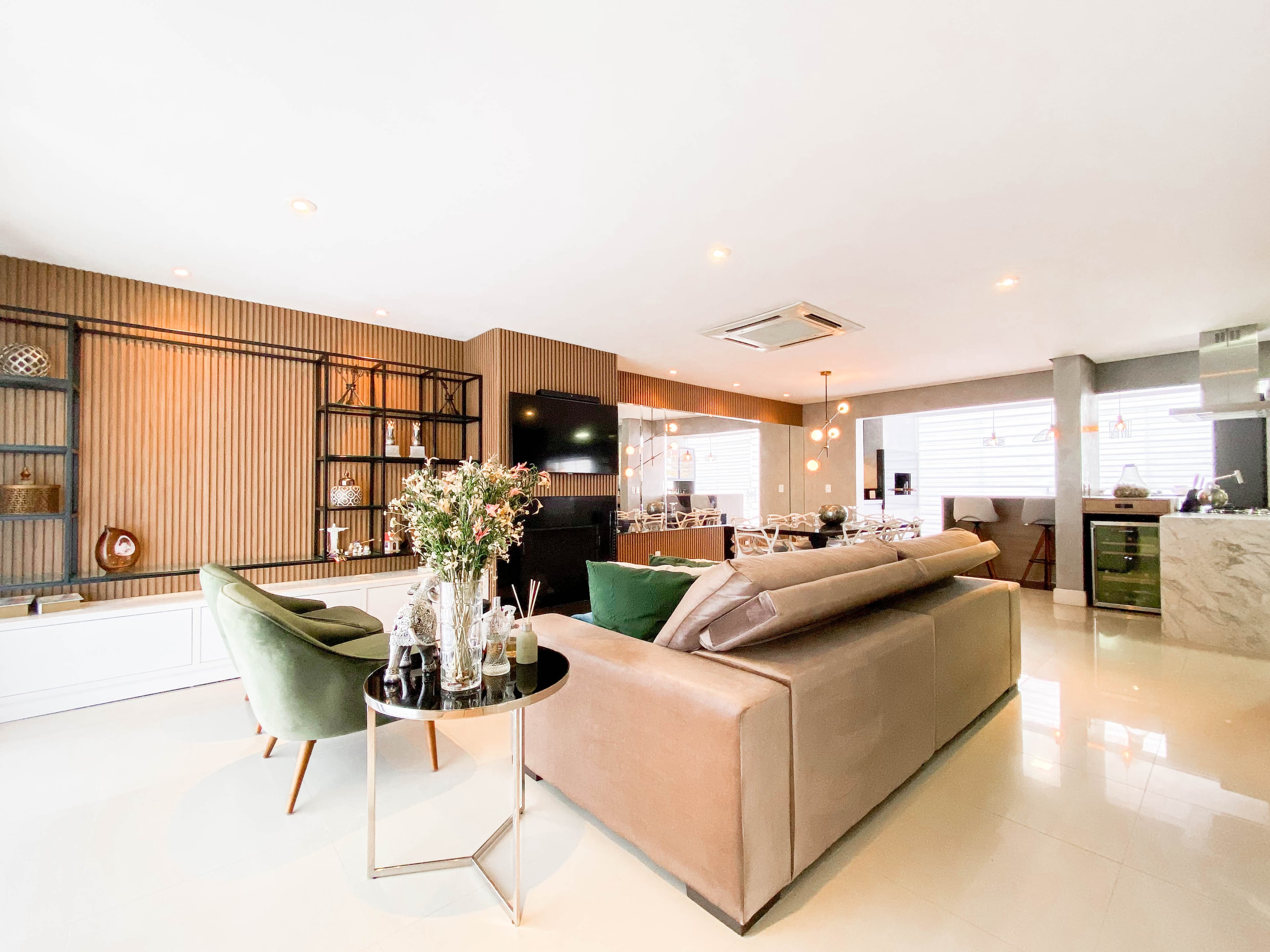 Foto do imóvel Casa LINDA com 03 suítes à venda no Jardim Mauá em Novo Hamburgo