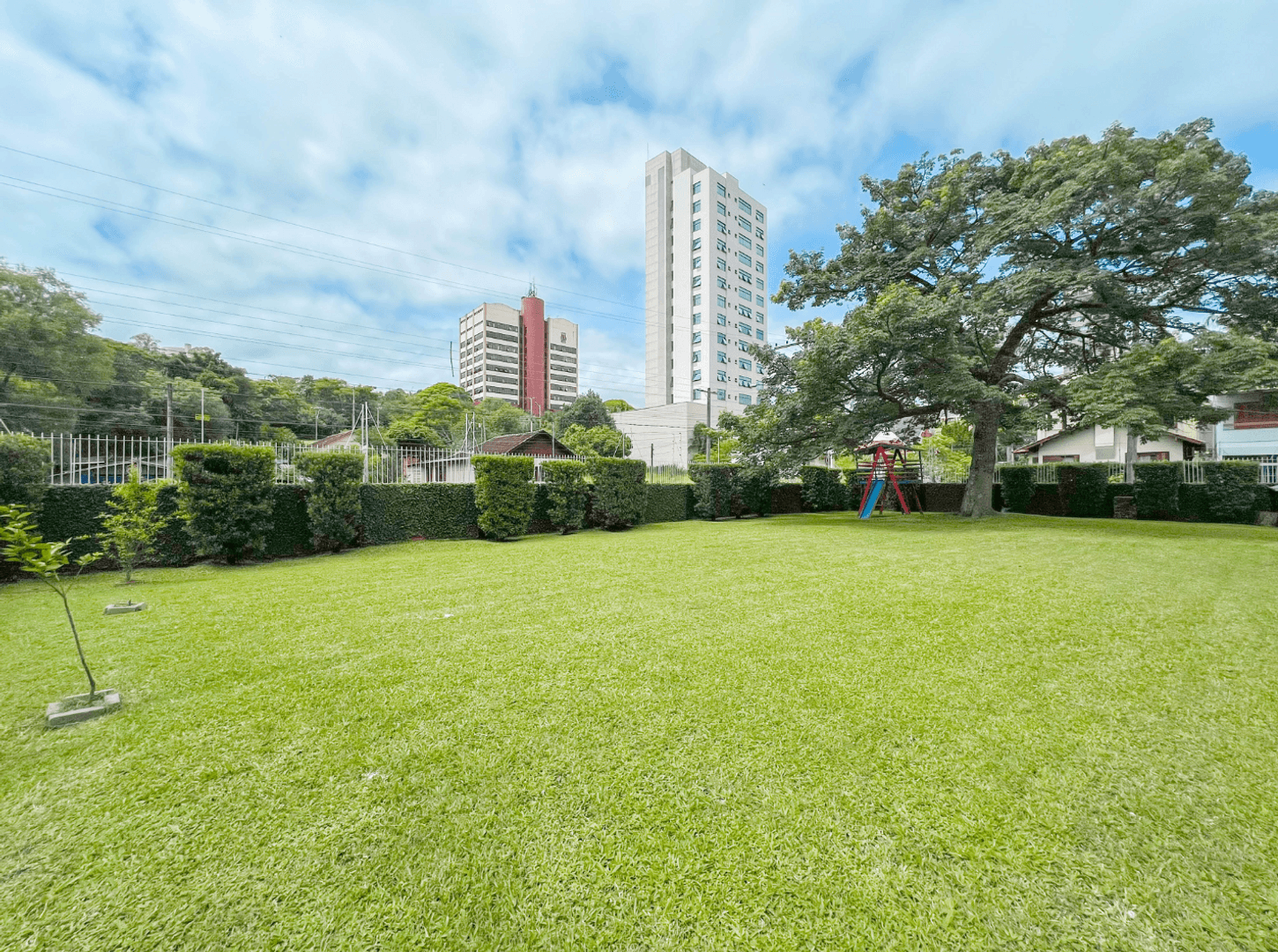 Foto do imóvel Casa 03 dormitórios com PATIO  no Bairro Jardim Mauá em Novo Hamburgo.