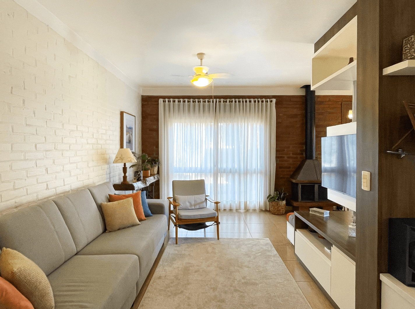 Foto do imóvel Casa SEMI MOBILIADA com 03 dormitórios sendo 02 SUÍTES à venda no bairro Cidade Nova em Ivoti