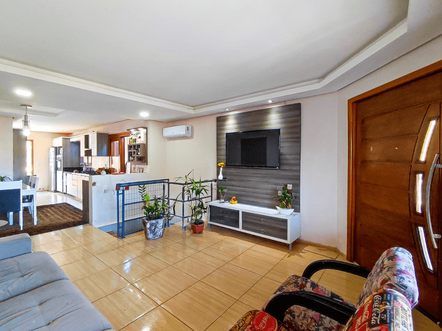 Foto do imóvel Casa SEMI MOBILIADA com 03 dormitórios sendo 01 SUÍTE à venda no bairro Firenze em Campo Bom
