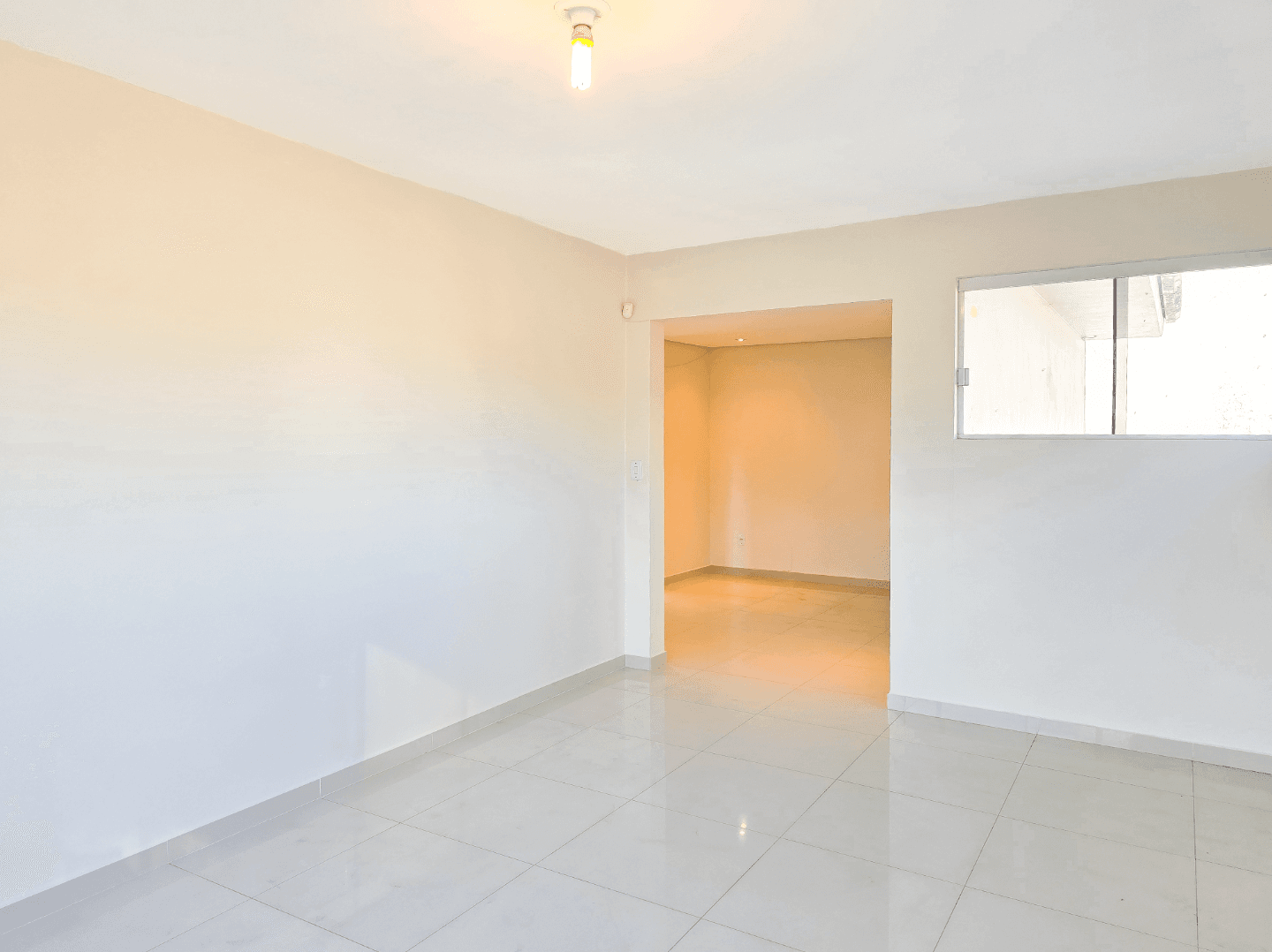 Foto do imóvel Casa com 03 dormitórios à venda no bairro Rio Branco em Novo Hamburgo