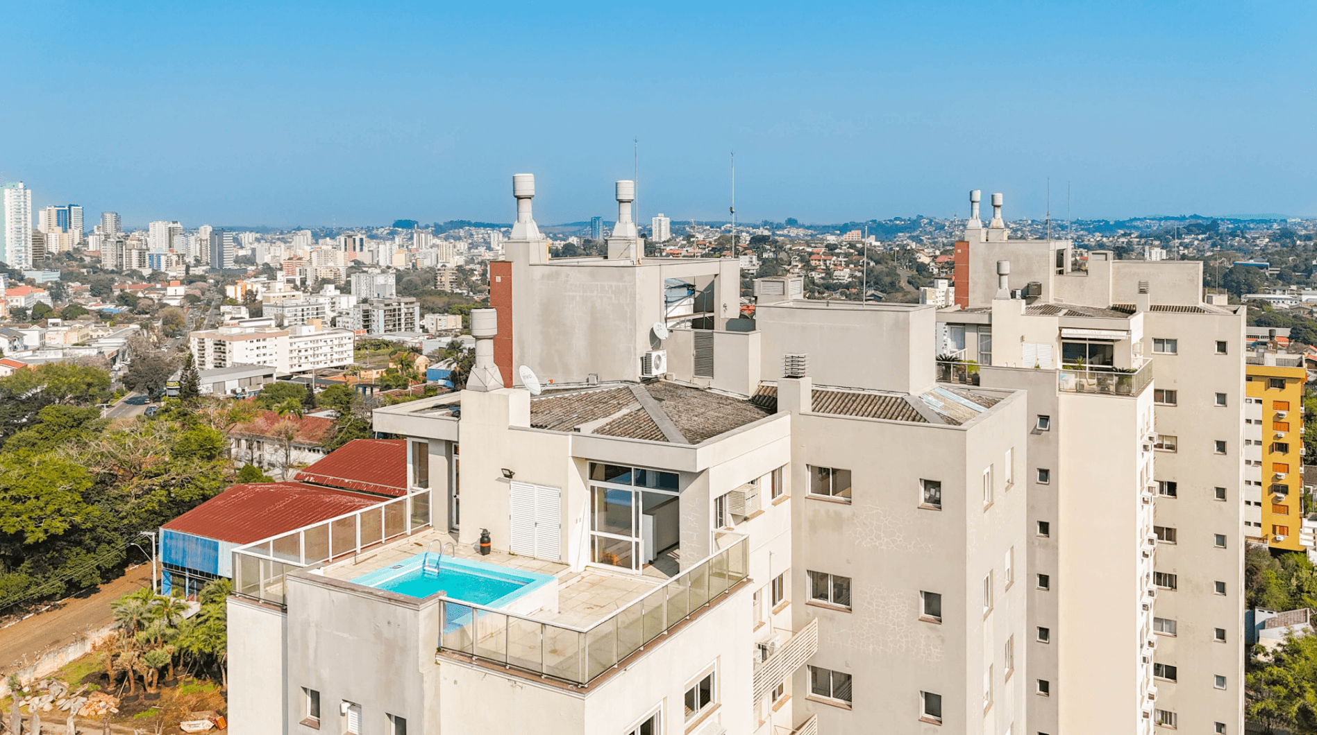 Foto do imóvel Cobertura com 04 dormitórios  à venda no bairro Vila Nova em Novo Hamburgo