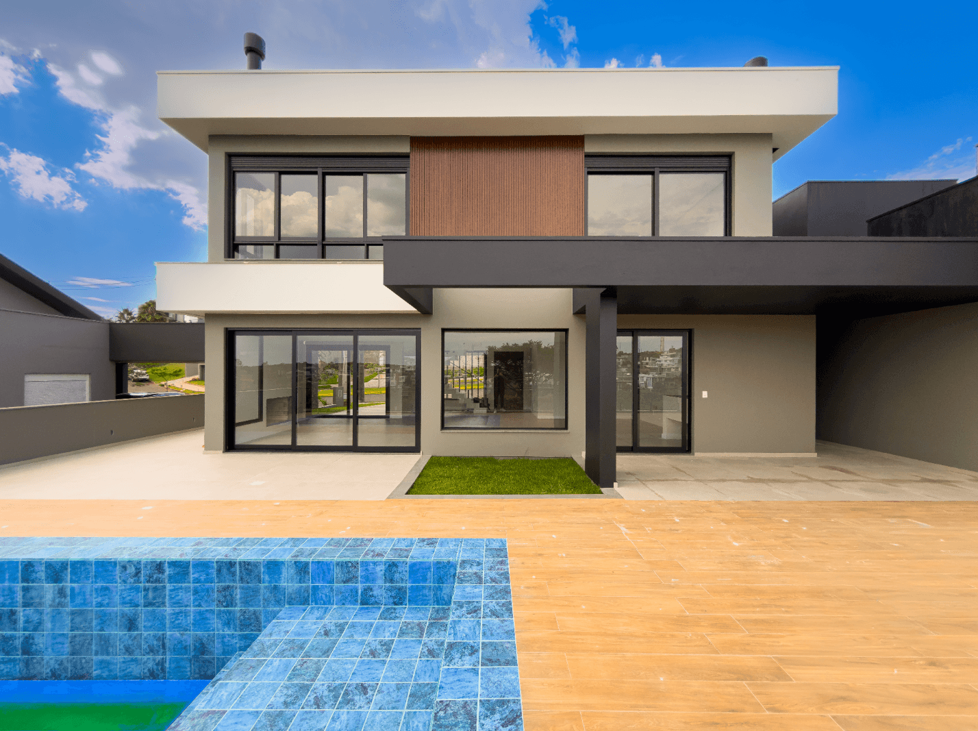 CASA NOVA no HORIZON com 03 suítes e piscina à venda em Estância Velha