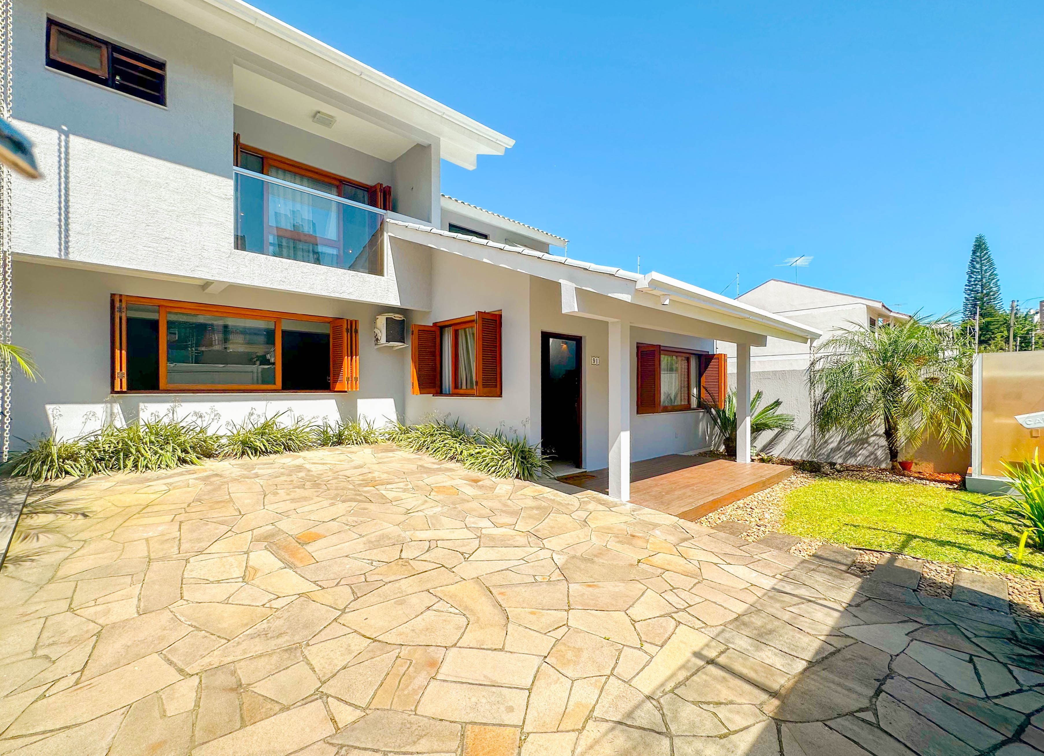 Foto do imóvel Casa com 03 dormitórios à venda no bairro Jardim Mauá em Novo Hamburgo