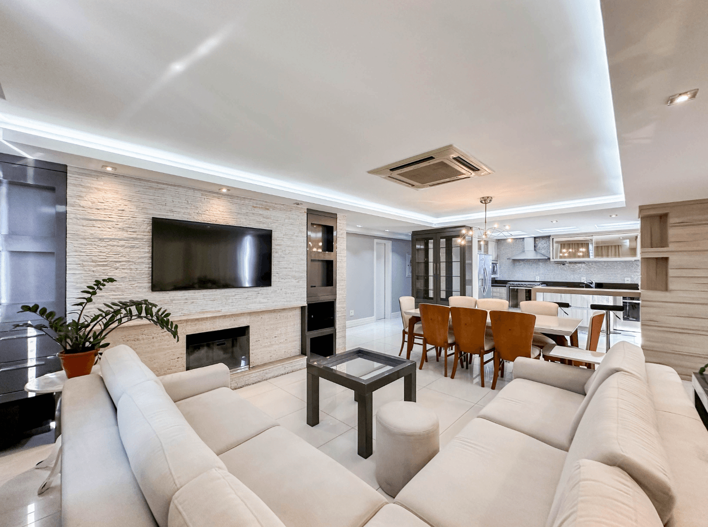 Apartamento MOBILIADO com 03 dormitórios à venda na av Maurício Cardoso em Novo Hamburgo