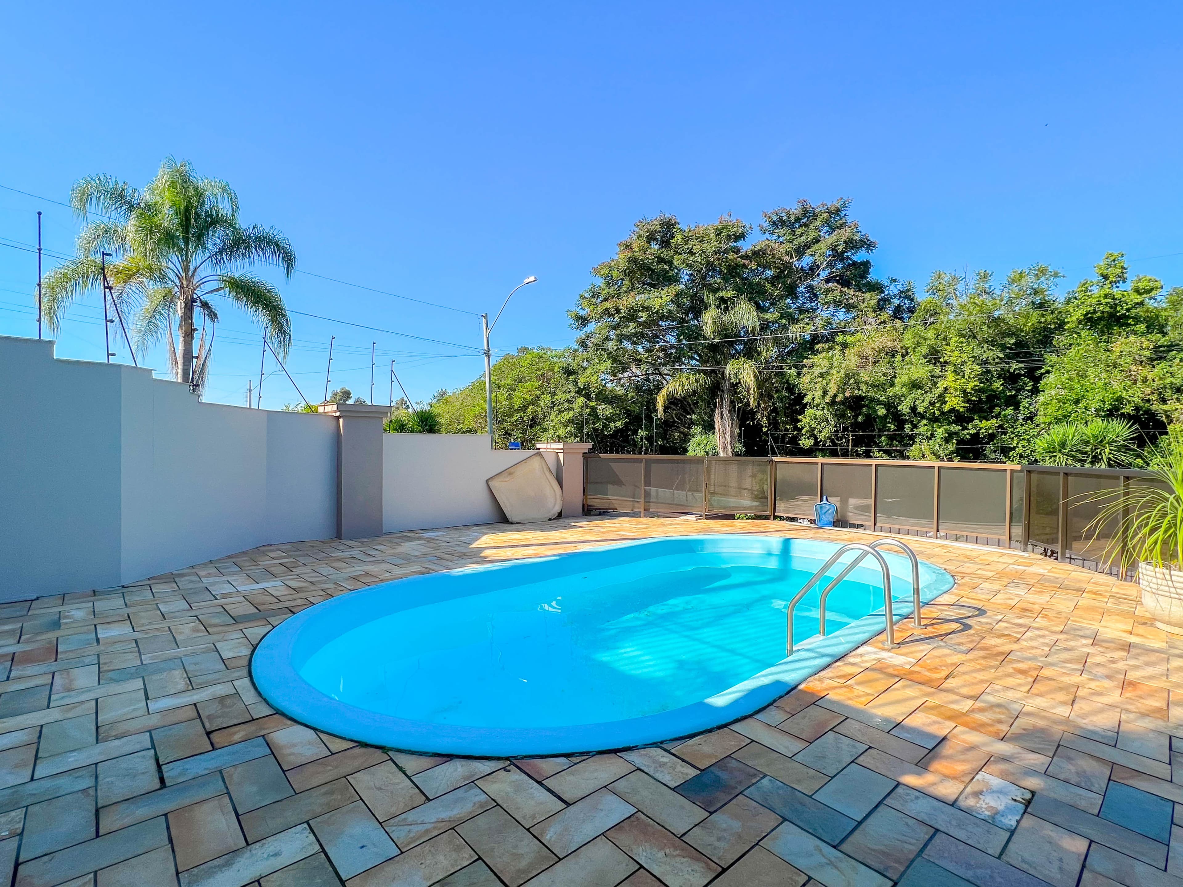 Foto do imóvel Casa com PISCINA, 02 dormitórios à venda em Campo Bom.