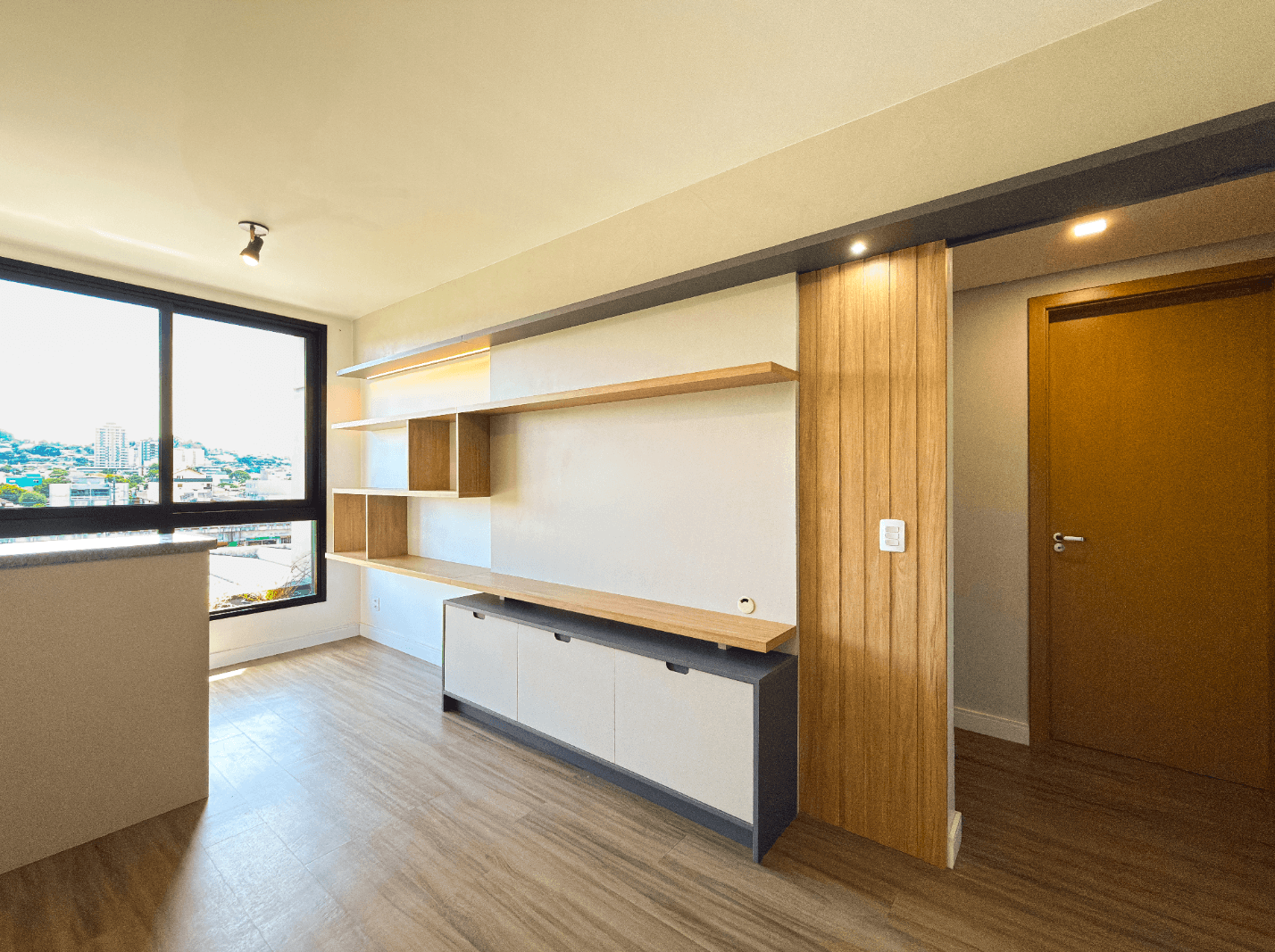 Foto do imóvel Apartamento SEMI MOBILIADO com 02 dormitórios à venda no bairro Pátria Nova em Novo Hamburgo