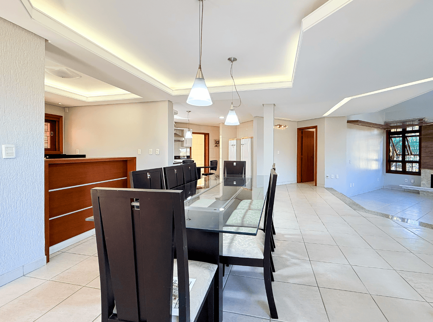 Foto do imóvel Casa SEMI MOBILIADA com 03 dormitórios à venda no bairro Hamburgo Velho em Novo  Hamburgo