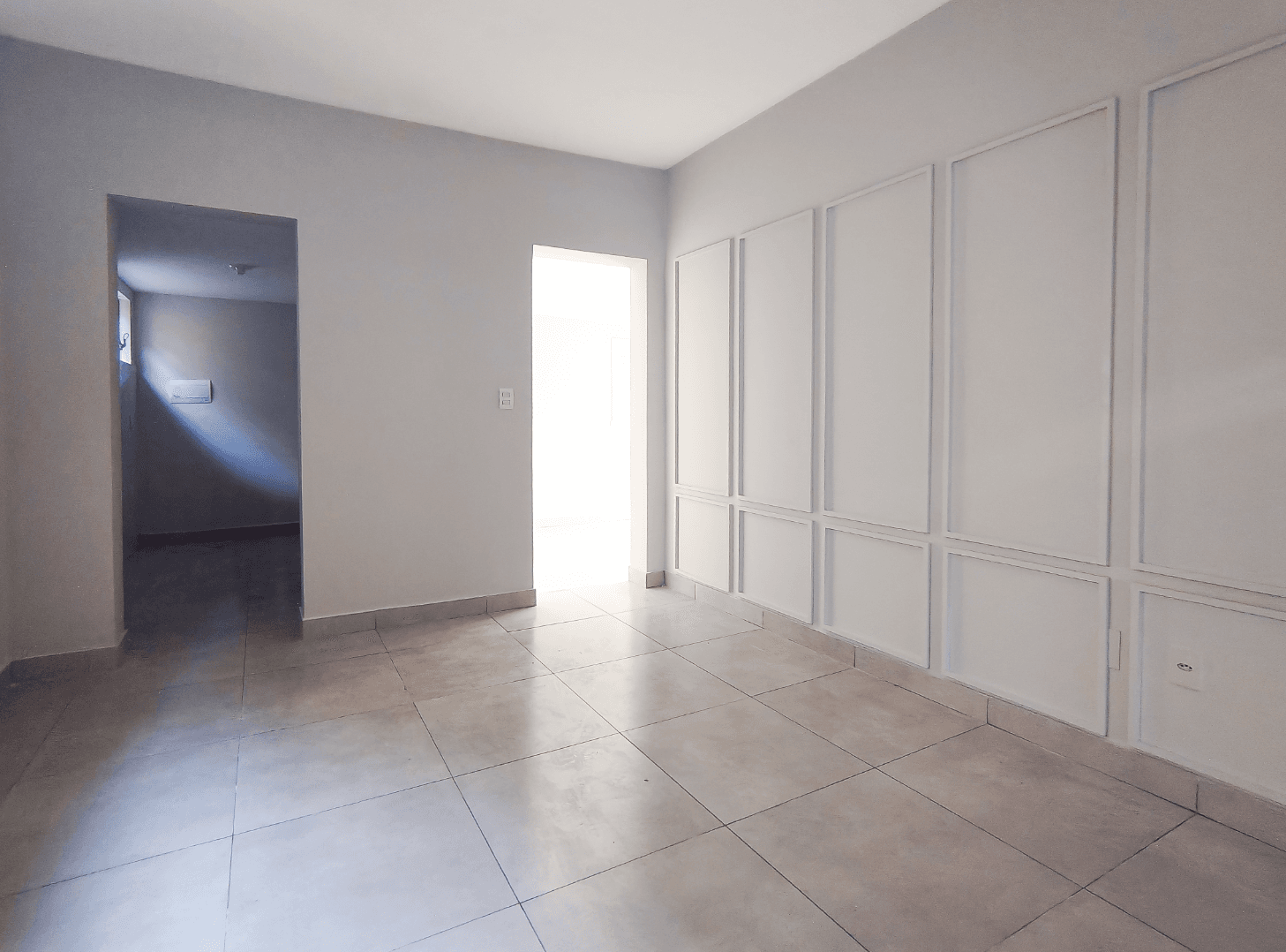 Foto do imóvel Casa com 03 dormitórios à venda no bairro Vila Nova em Novo Hamburgo
