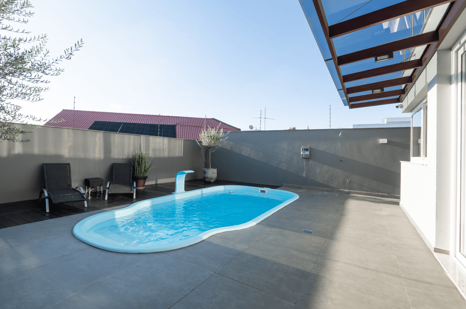 Foto do imóvel LINDA CASA MOBILIADA COM 03 SUÍTES à venda no bairro Jardim Mauá em Novo Hamburgo