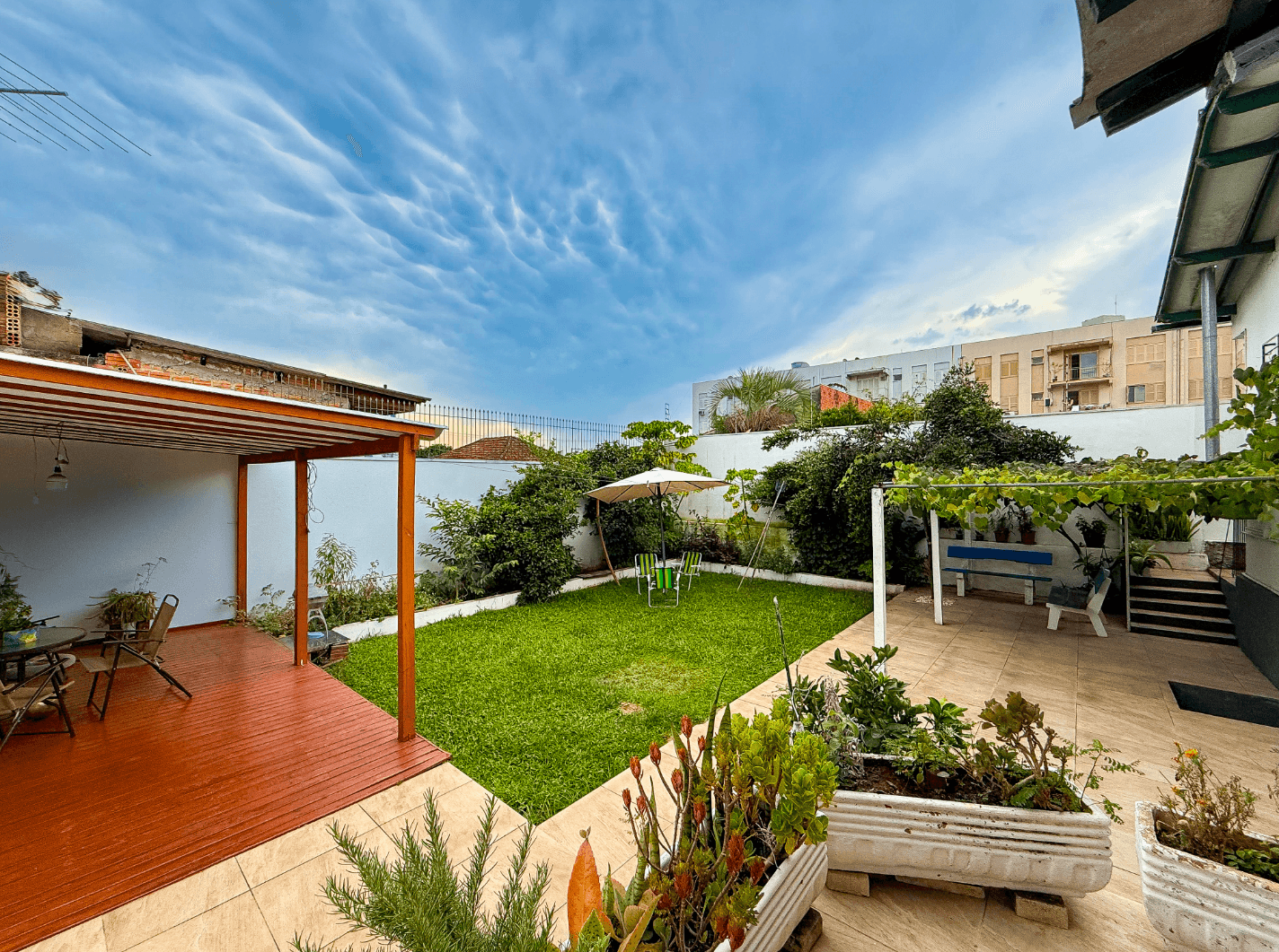 Foto do imóvel CASA SEMI MOBILIADA com 03 dormitórios à venda no bairro Ouro Branco em Novo Hamburgo