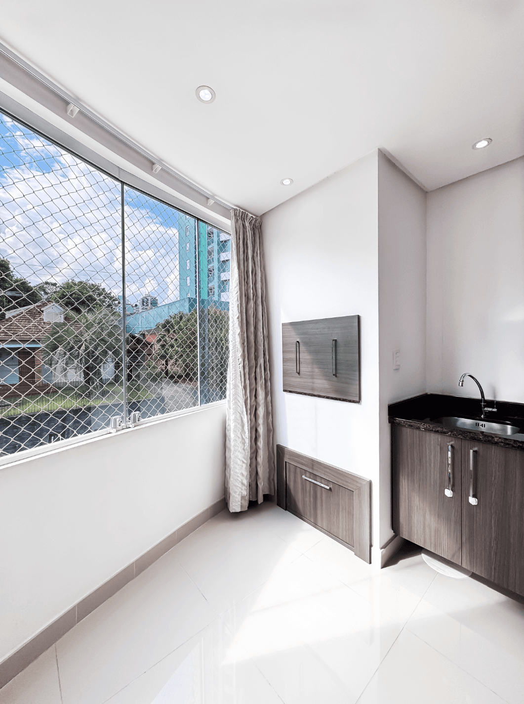 Foto do imóvel Apartamento SEMIMOBILIADO com 03 dormitórios à venda no bairro Vila Rosa em Novo Hamburgo