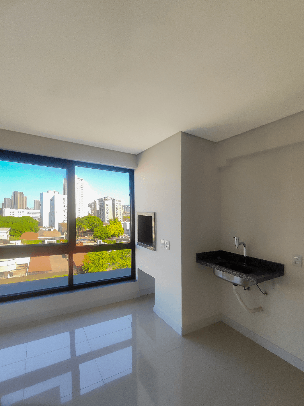 Apartamento com 02 dormitórios sendo 01 SUÍTE à venda no bairro Pátria Nova em Novo Hamburgo