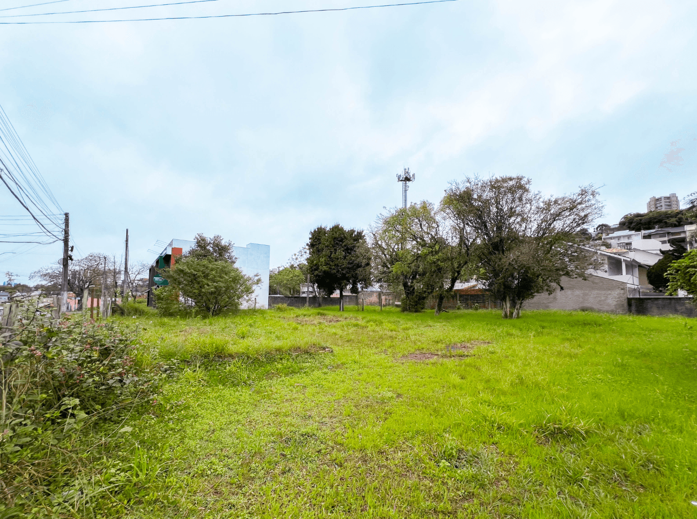 Foto do imóvel Terreno com 720m² à venda no bairro Jardim Mauá em Novo Hamburgo
