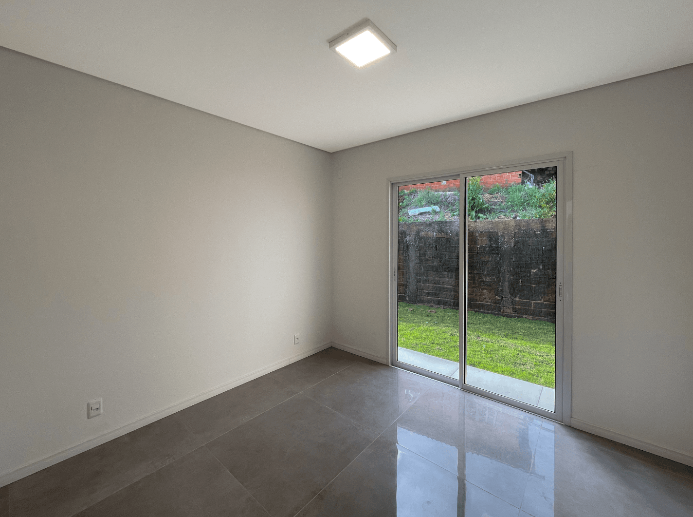 Foto do imóvel Casa com 02 dormitórios à venda no bairro Rincão em Novo Hamburgo