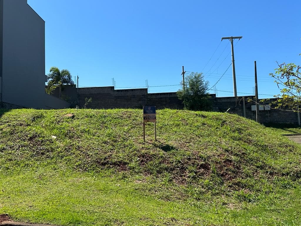 Foto do imóvel Terreno de esquina com 625m² no Horizon Clube Residencial
