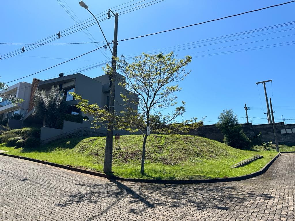 Terreno de esquina com 625m² no Horizon Clube Residencial