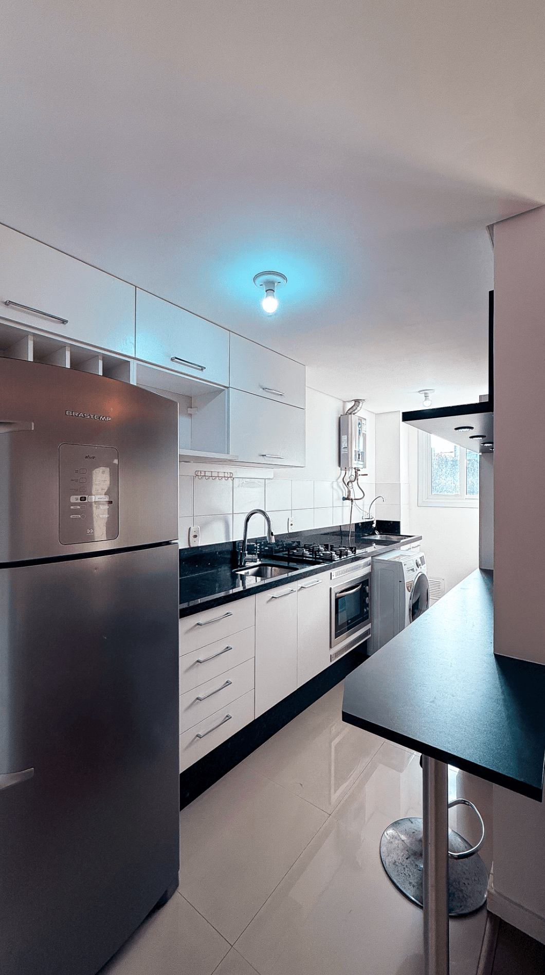 Foto do imóvel Apartamento EXCLUSIVIDADE, MOBILIADO com 02 dormitórios à venda no bairro Vila Nova em Novo Hamburgo