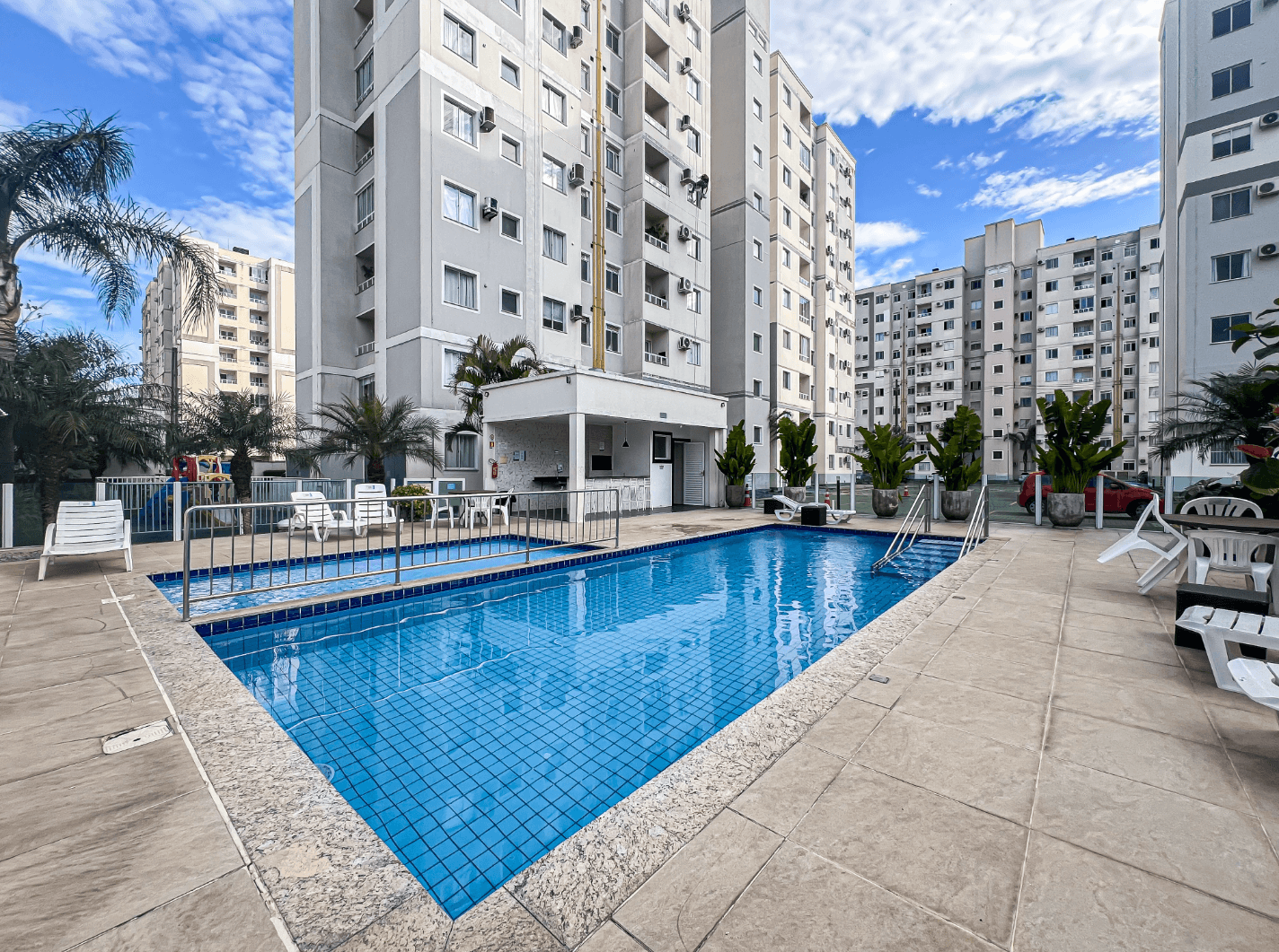 Apartamento com 02 dormitórios à venda no bairro Vila Nova em Novo Hamburgo
