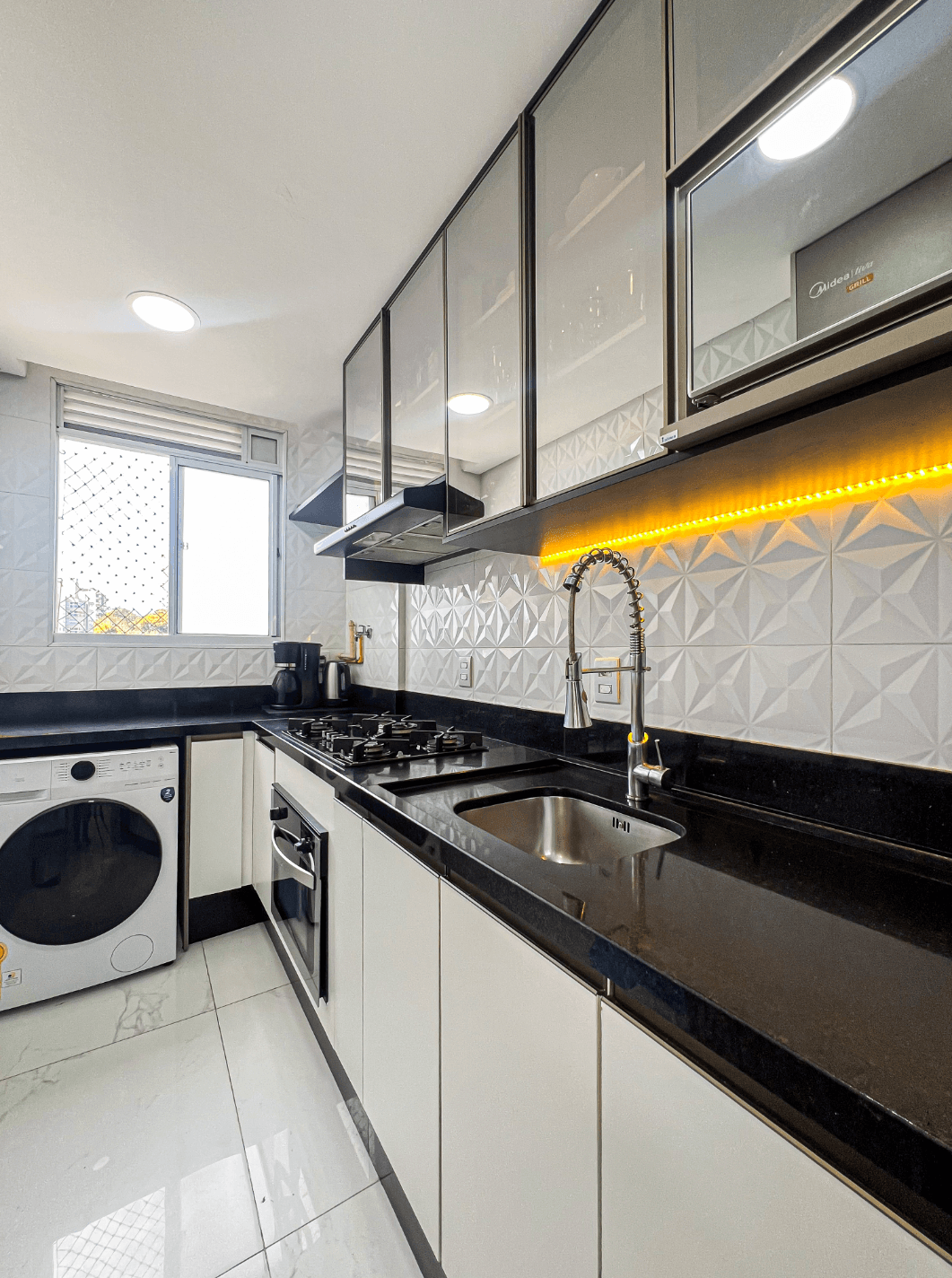 Foto do imóvel Apartamento com 02 dormitórios à venda no bairro Vila Nova em Novo Hamburgo