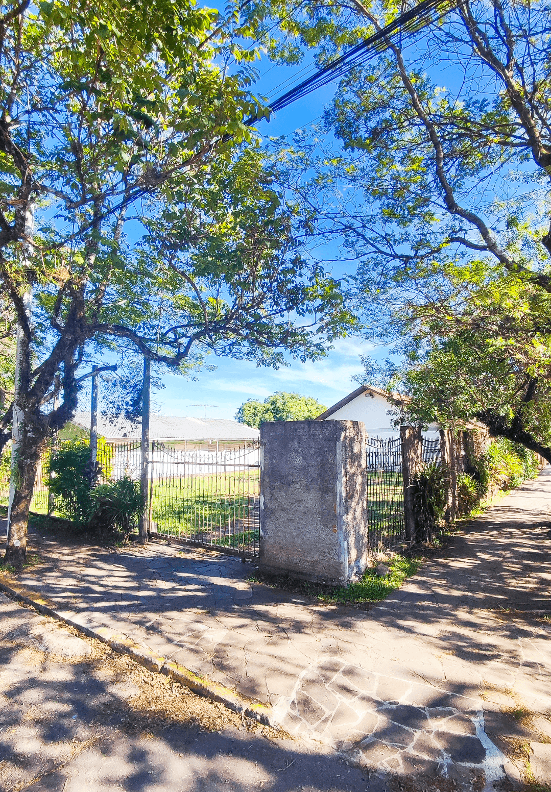 Foto do imóvel TERRENO PLANO com 791 m² à venda no bairro Ideal em Novo Hamburgo