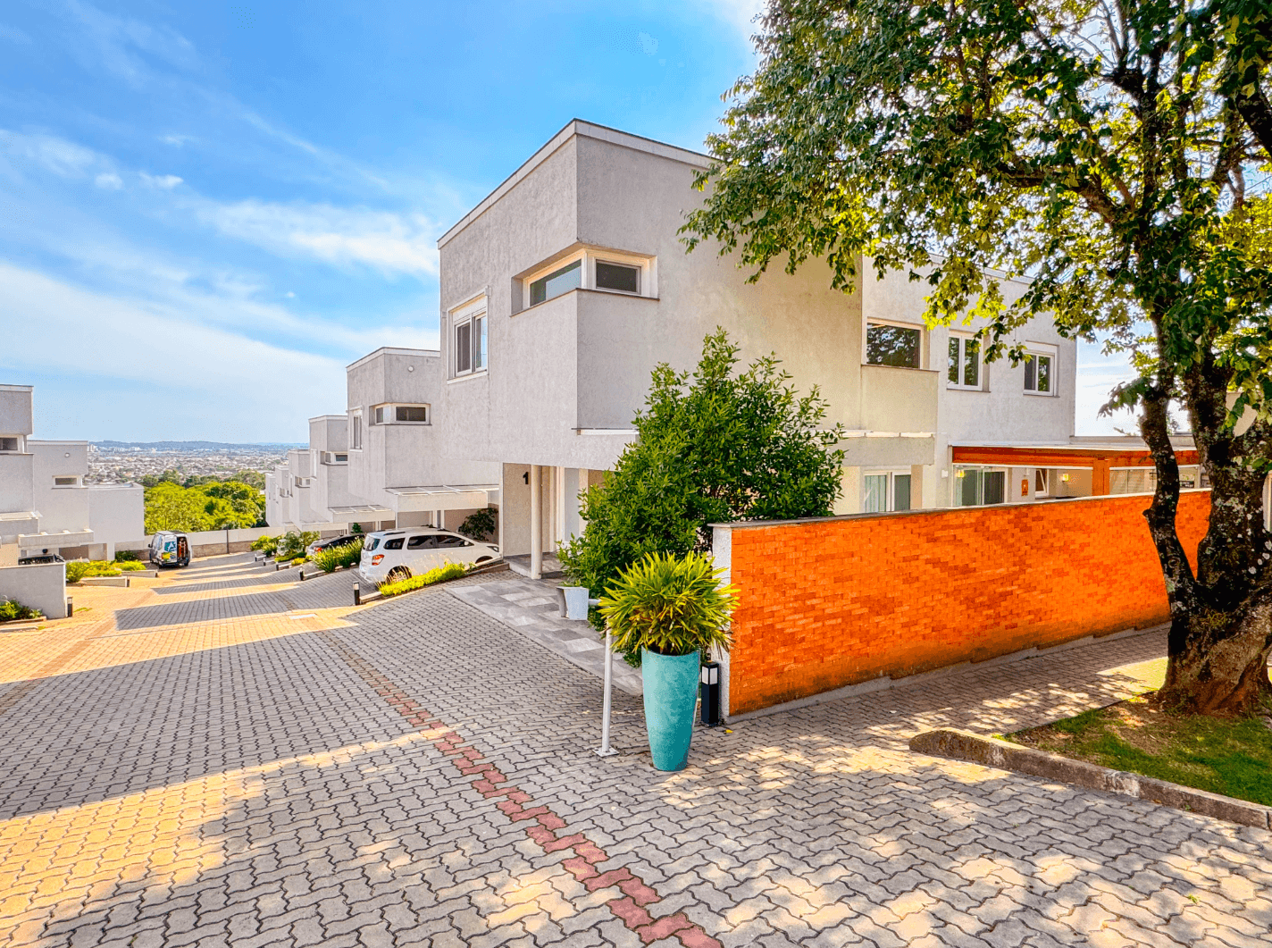 Casa SEMIMOBILIADA à venda com 02 suítes no Terras Altas Premium