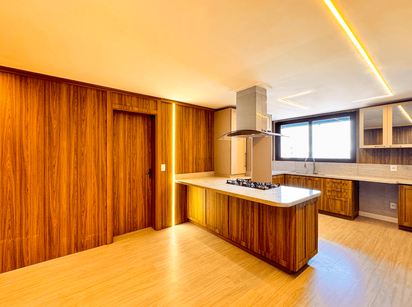 Foto do imóvel Apartamento MOBILIADO no MURANO com 03 dormitórios à venda no Centro de Novo Hamburgo