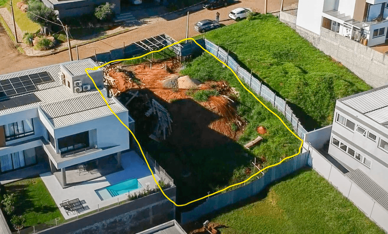 Foto do imóvel Terreno de 410m² à venda no Horizon Clube em Estância Velha