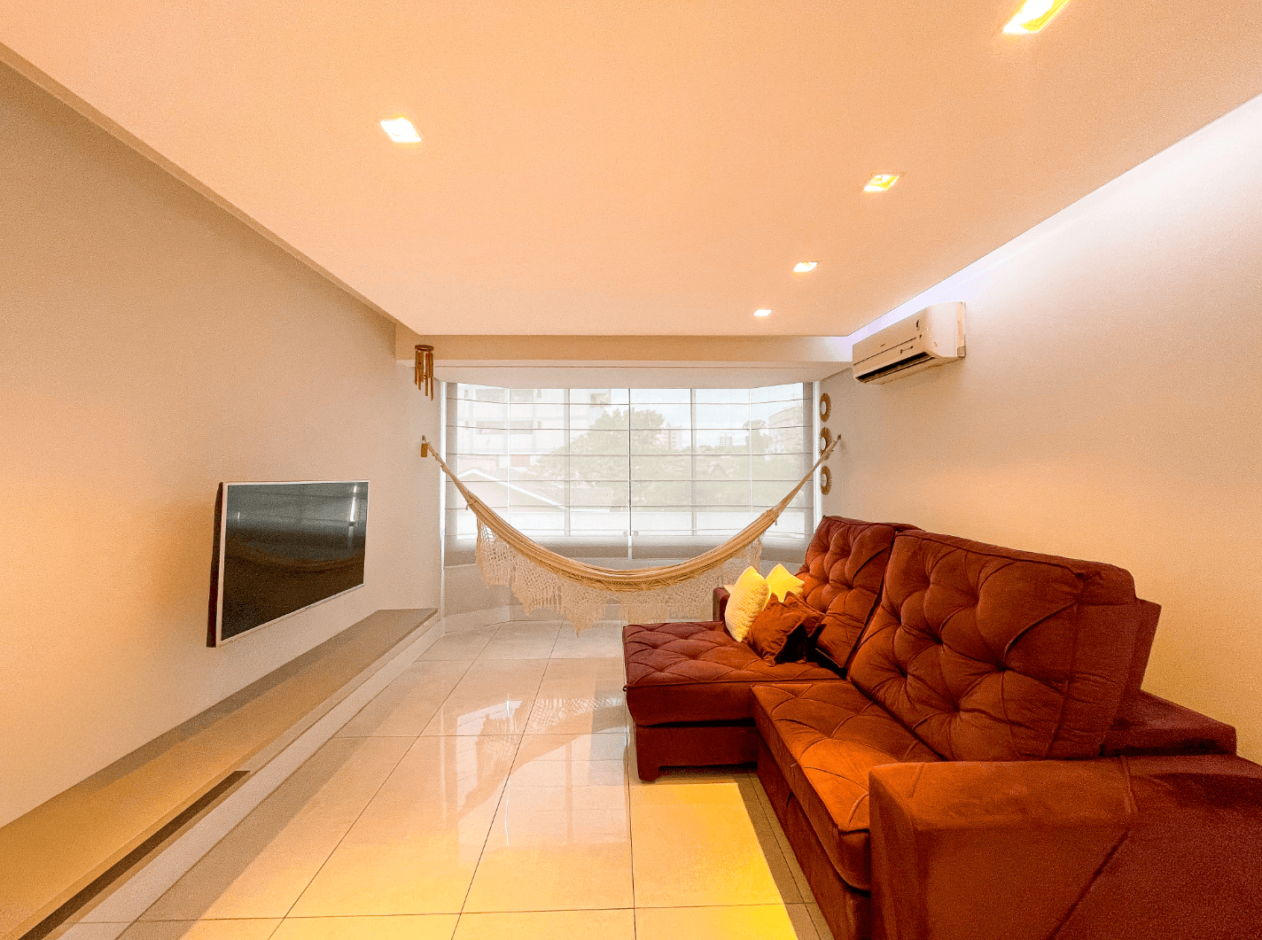 Apartamento SEMI MOBILIADO com 02 dormitórios à venda no Centro de Campo Bom