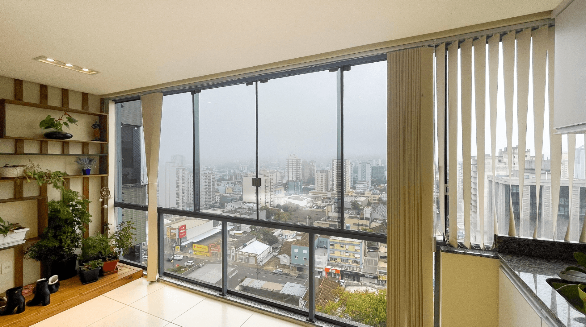 Foto do imóvel APARTAMENTO SEMIMOBILIADO com 03 dormitórios à venda no Centro de Novo Hamburgo