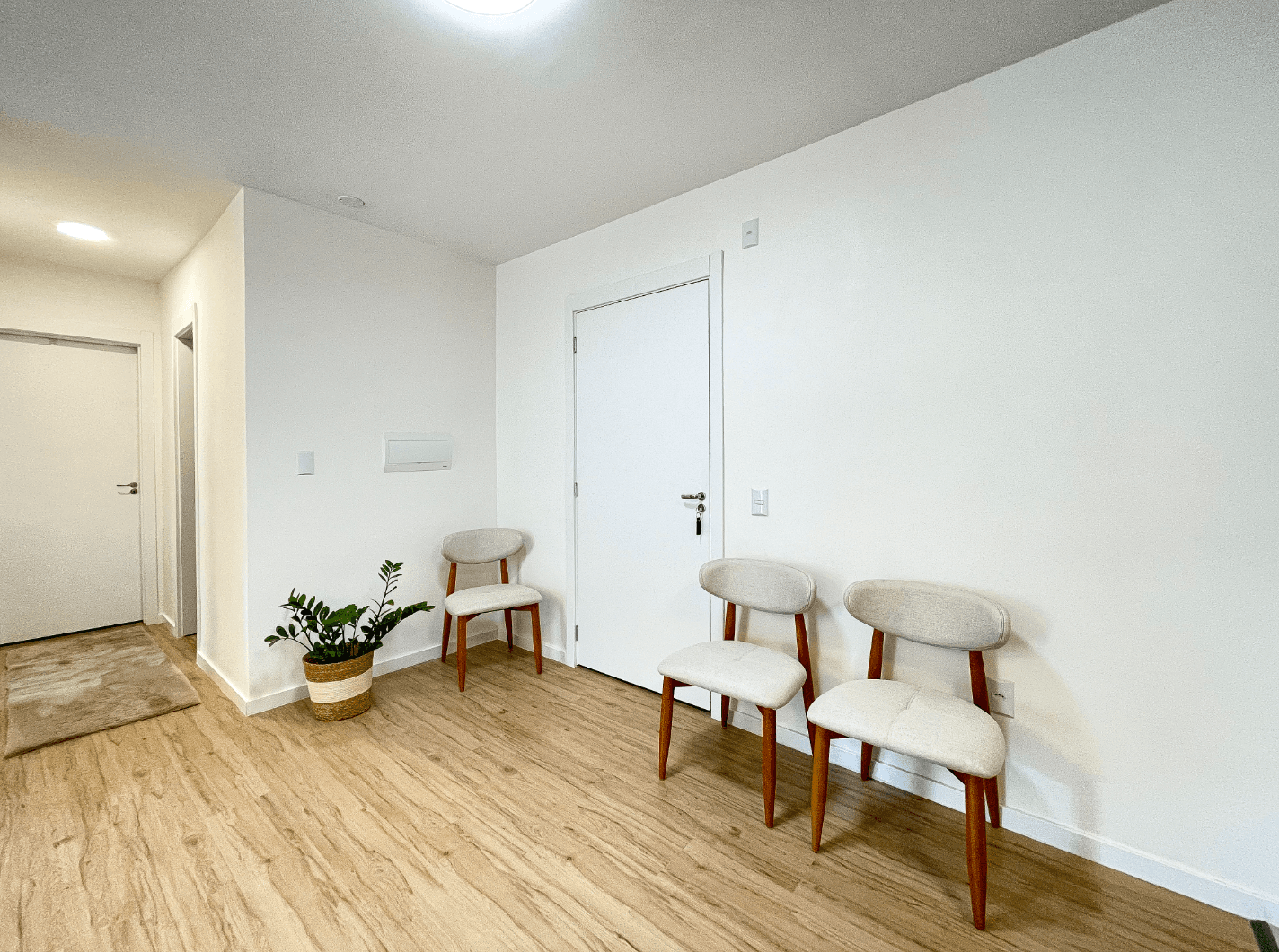 Foto do imóvel Apartamento MOBILIADO, com 02 dormitórios sendo 01 suíte, no centro de Novo Hamburgo