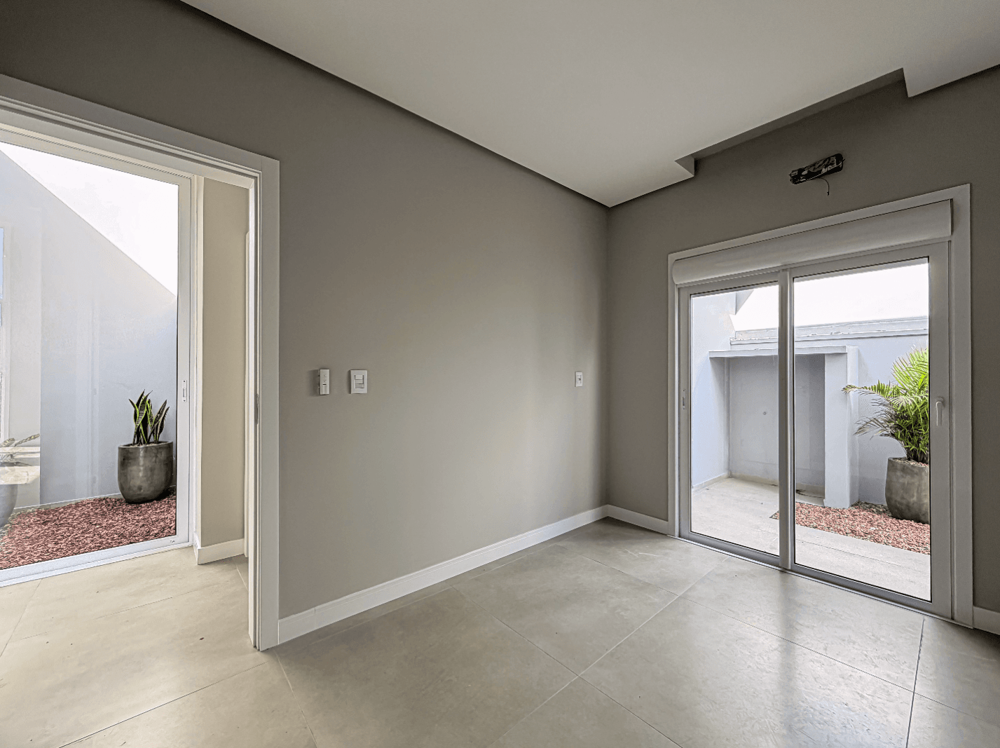 Foto do imóvel CASA PLANA com PISCINA e 03 dormitórios à venda no Firenze em Campo Bom