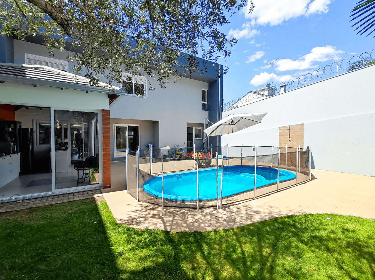 Casa SEMI MOBILIADA com 04 dormitórios à venda no bairro União em Estância Velha