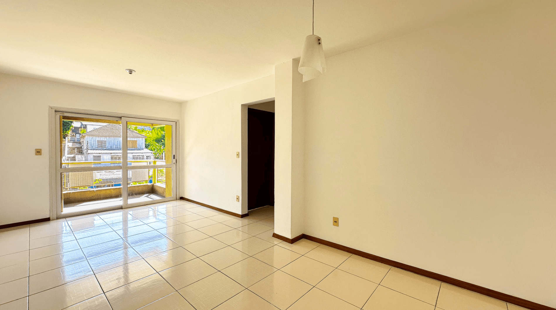 Apartamento com 02 dormitórios à venda no bairro Jardim Mauá em Novo Hamburgo