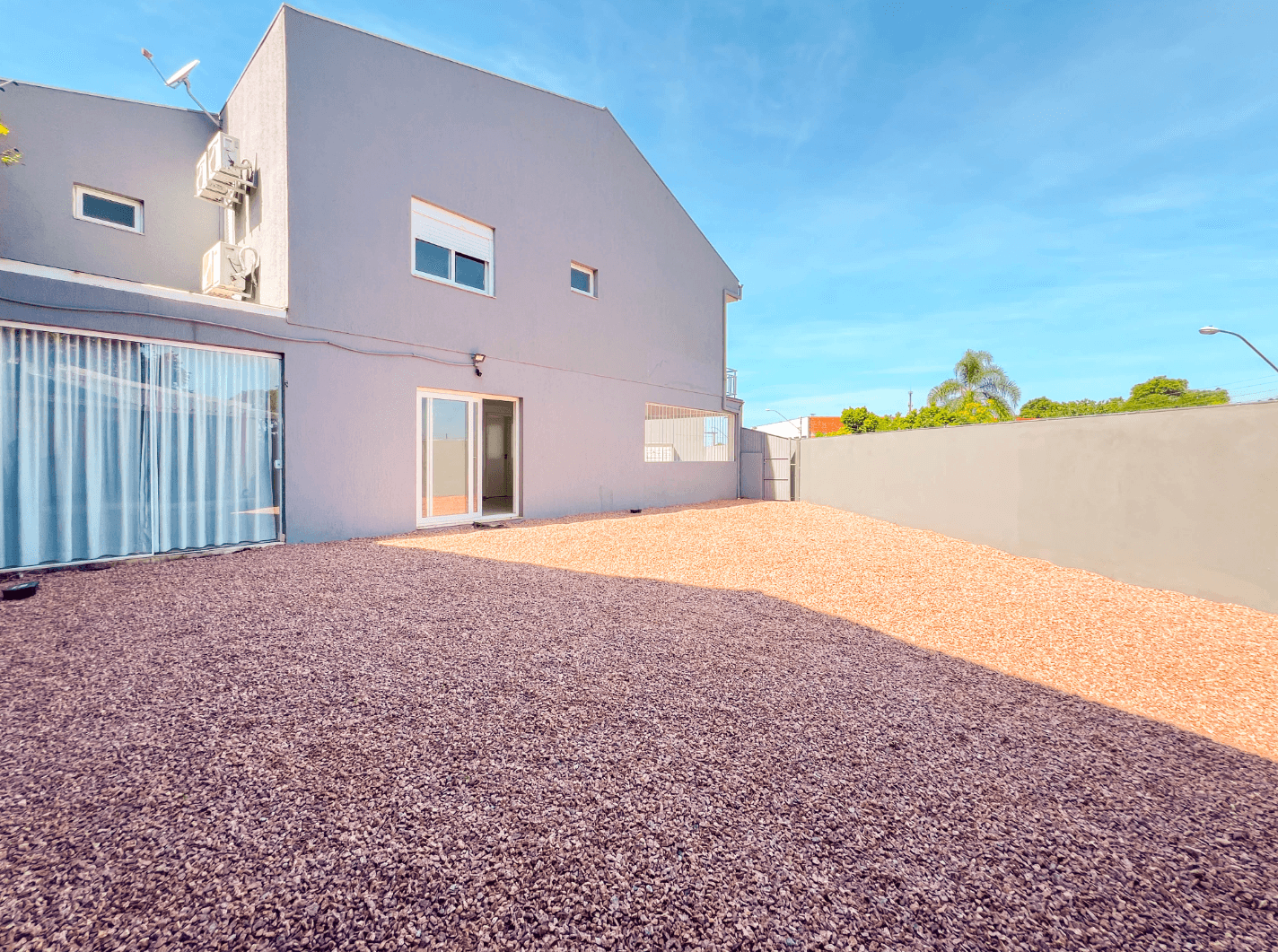 Foto do imóvel Casa em condomínio com 03 dormitórios no bairro Rondônia em Novo Hamburgo