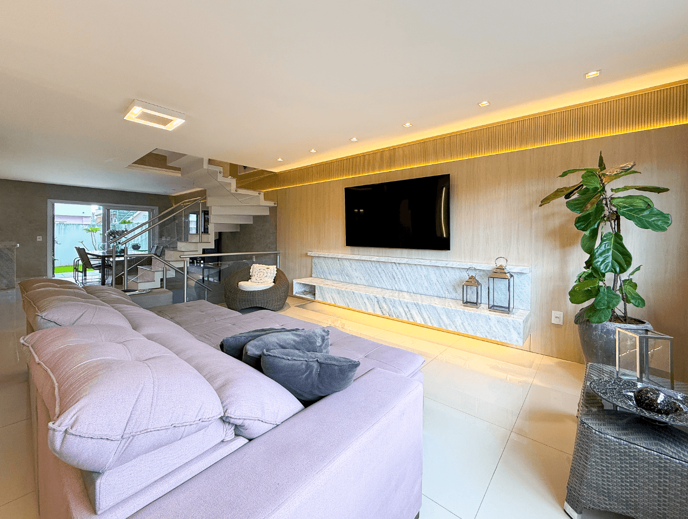 Linda casa MOBILIADA com 03 SUÍTES à venda no bairro Jardim Mauá em Novo Hamburgo