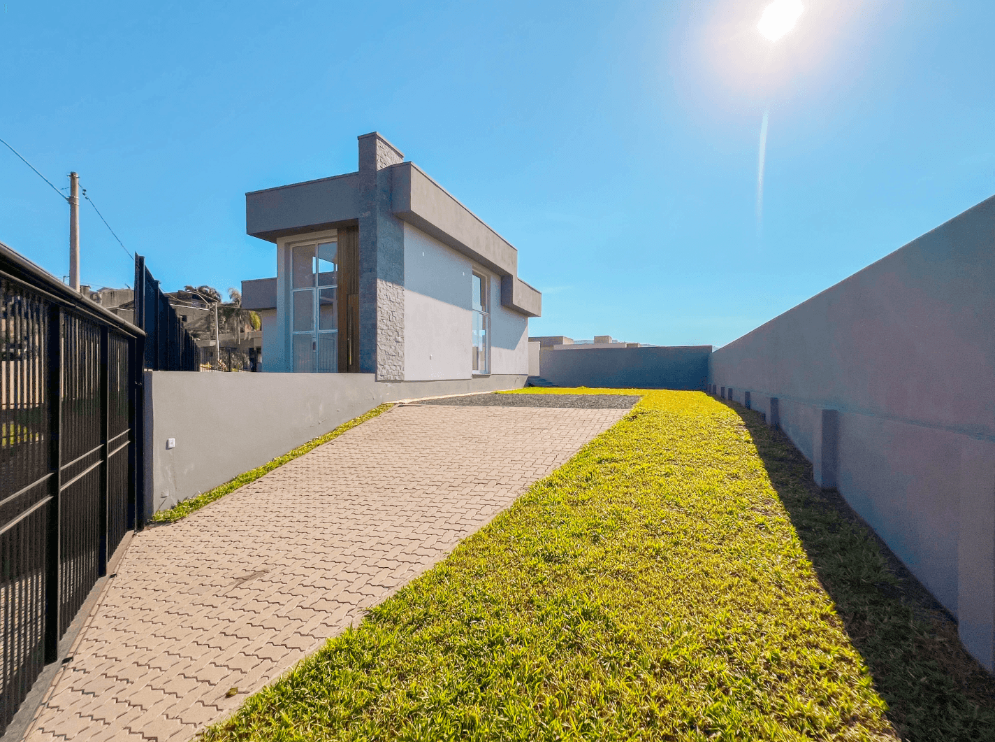 Foto do imóvel Casa com 03 dormitórios à venda no bairro  Metzler em Campo Bom