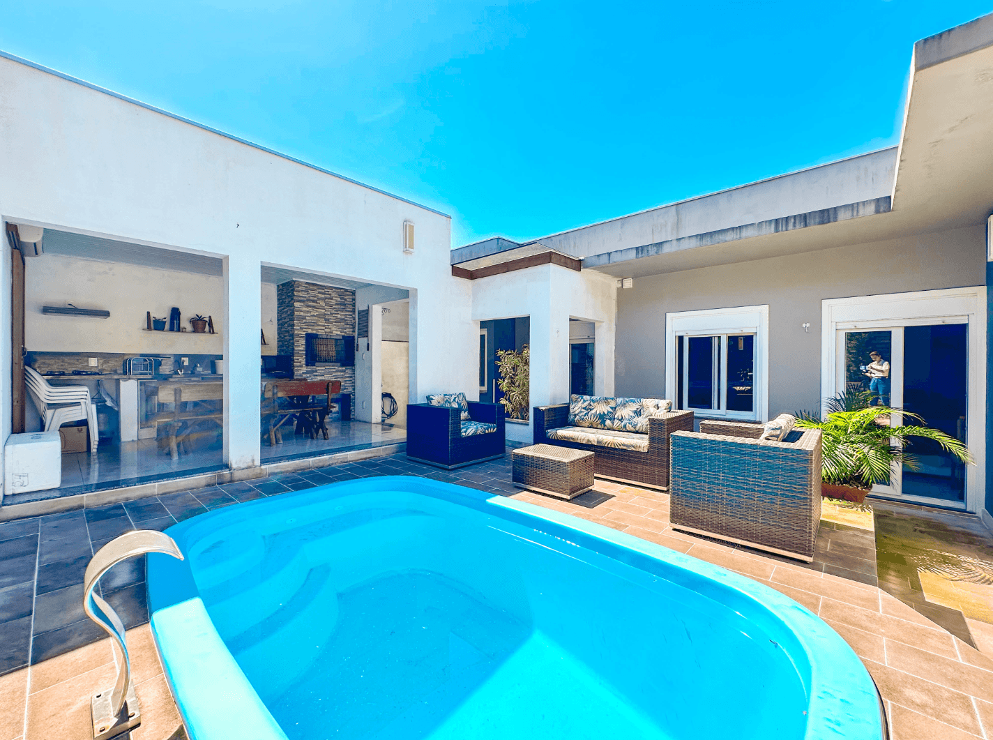 Casa com 03 dormitórios à venda no bairro Lago Azul em Estância Velha