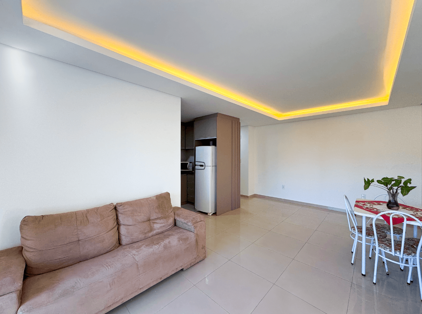 Foto do imóvel Apartamento com 02 dormitórios e 02 vagas à venda em Novo Hamburgo