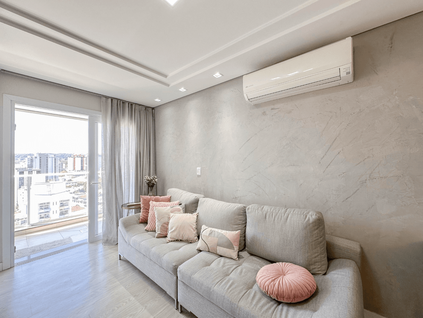 Foto do imóvel Apartamento com 03 dormitórios transformados em 02 à venda no Centro de Novo Hamburgo