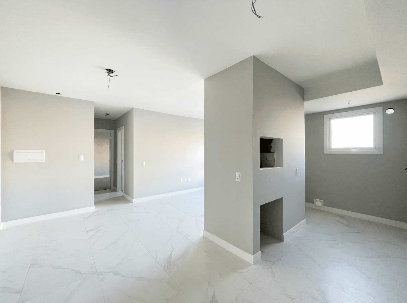 Apartamento com 02 dormitórios sendo 01 suíte no centro de Novo Hamburgo