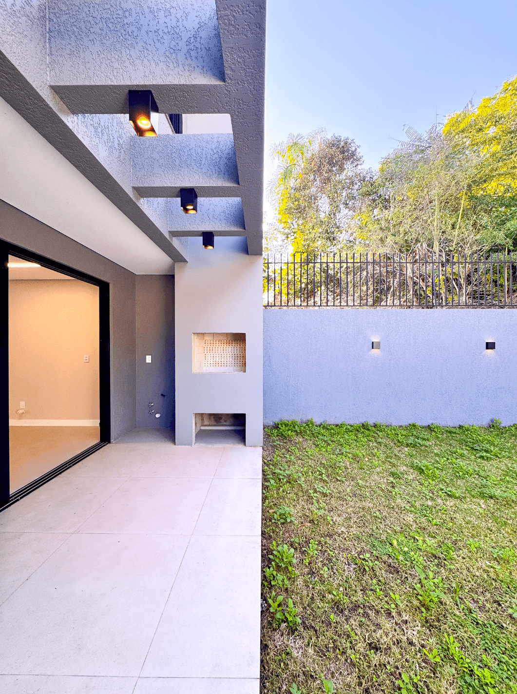 Foto do imóvel CASA NOVA em Campo Bom, com 03 suítes no Centro da cidade